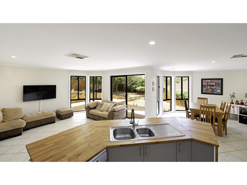 17 Lander Crescent, Amaroo ACT 2914