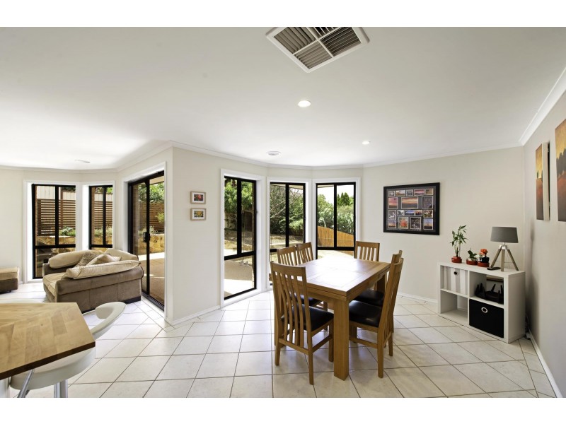 17 Lander Crescent, Amaroo ACT 2914