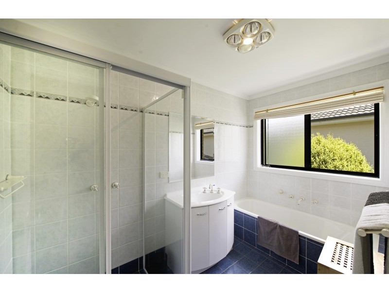 17 Lander Crescent, Amaroo ACT 2914
