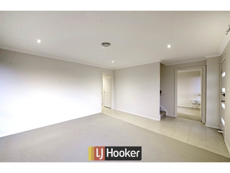 4 Hewett Crescent, Franklin ACT 2913