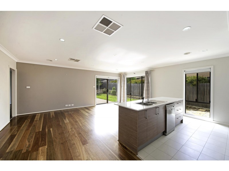 5 Marcus Street, Forde ACT 2914