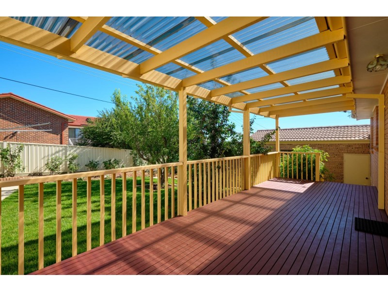 14 Casey Crescent, Calwell ACT 2905