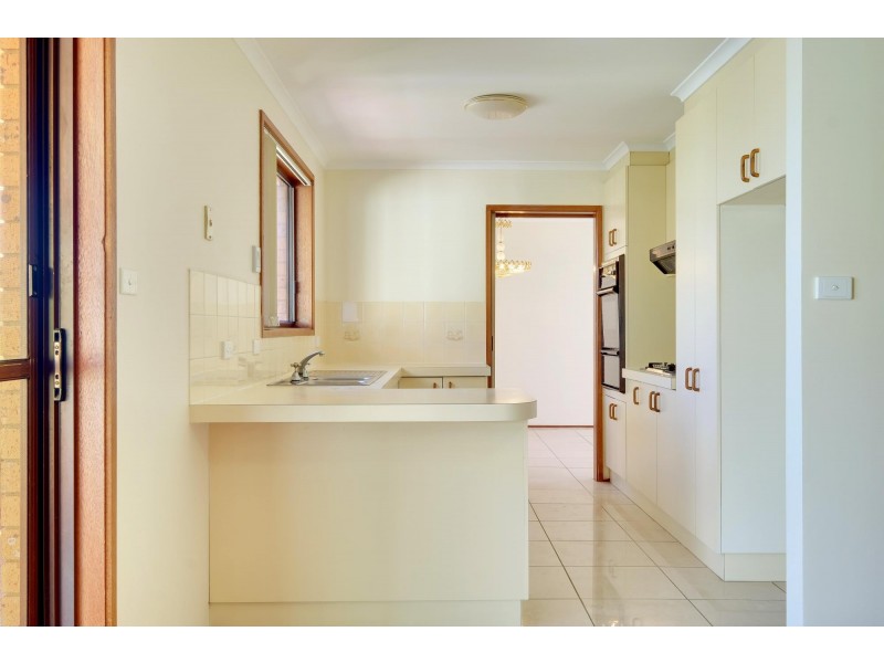 14 Casey Crescent, Calwell ACT 2905