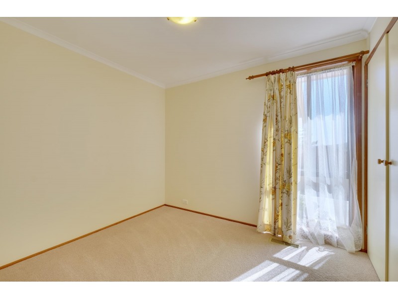14 Casey Crescent, Calwell ACT 2905