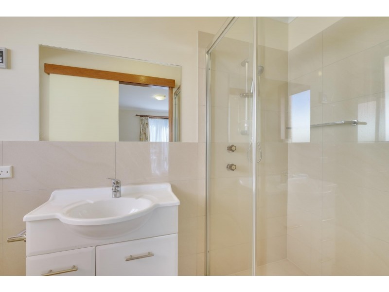 14 Casey Crescent, Calwell ACT 2905