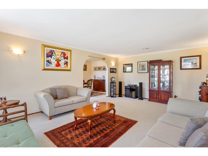 60 Herron Crescent, Latham ACT 2615