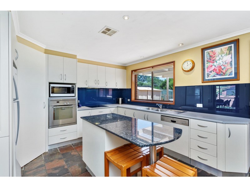 60 Herron Crescent, Latham ACT 2615