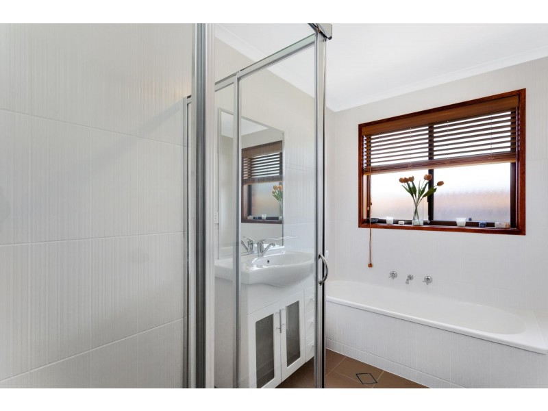 60 Herron Crescent, Latham ACT 2615