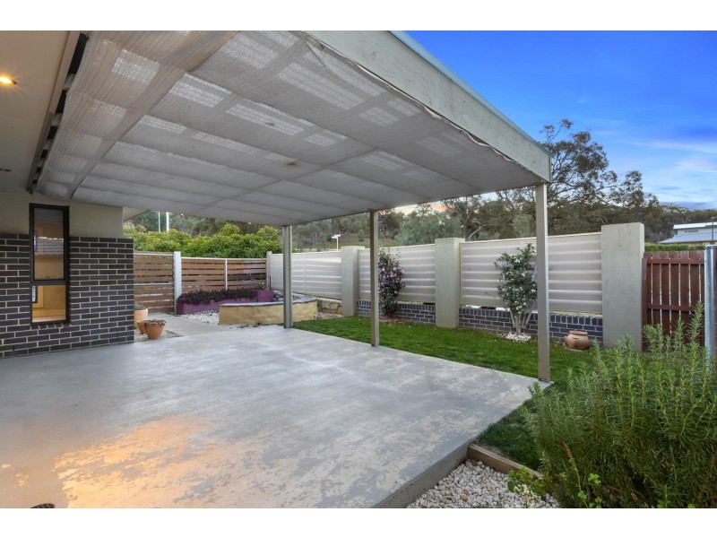 22 Renfree Street, Casey ACT 2913
