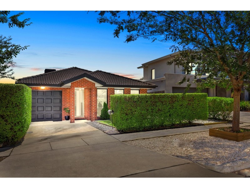 23 Joan Bradley Street, Franklin ACT 2913