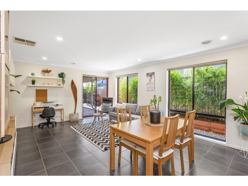 23 Joan Bradley Street, Franklin ACT 2913