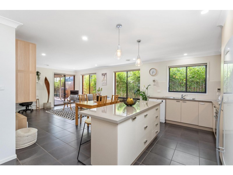 23 Joan Bradley Street, Franklin ACT 2913