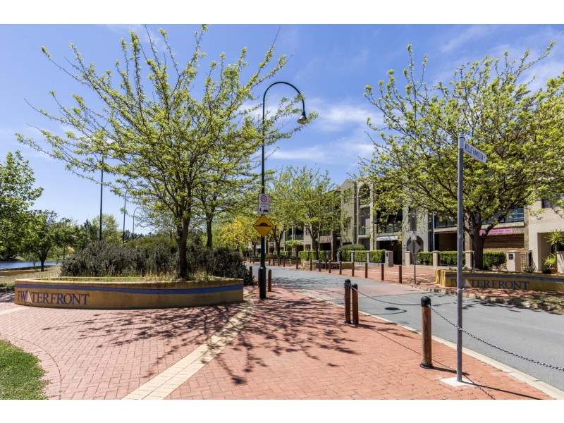 1305/100 Swain Street, Gungahlin ACT 2912