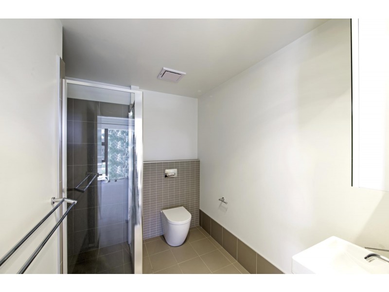 2/48 Abena Avenue, Crace ACT 2911