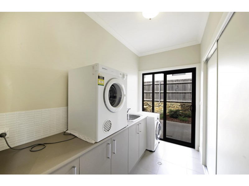 55 Paquita Street, Forde ACT 2914