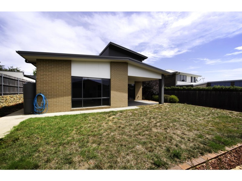 55 Paquita Street, Forde ACT 2914