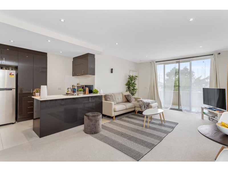 60/301 Flemington Road, Franklin ACT 2913
