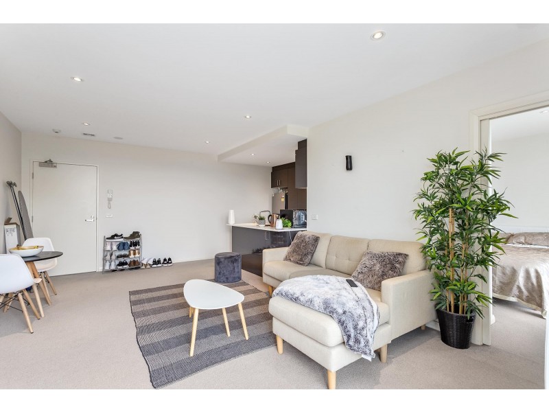 60/301 Flemington Road, Franklin ACT 2913