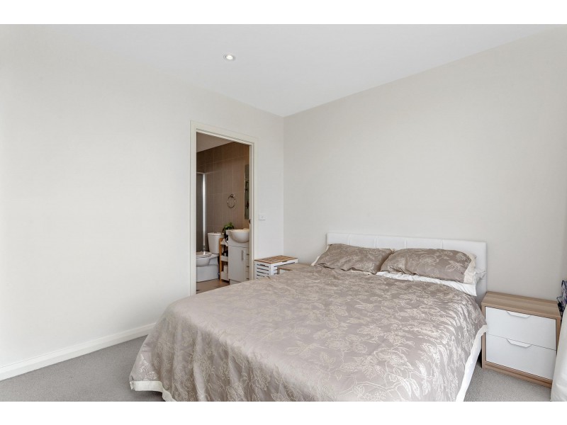 60/301 Flemington Road, Franklin ACT 2913