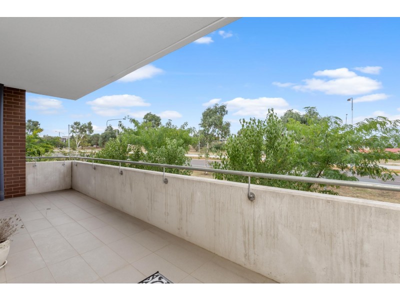 60/301 Flemington Road, Franklin ACT 2913