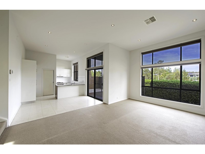 7/16 Ray Ellis Crescent, Forde ACT 2914