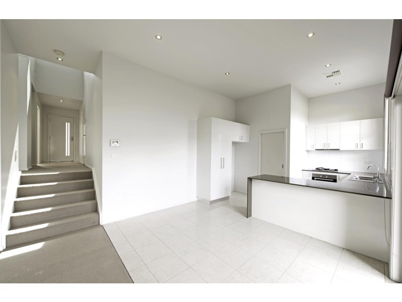 7/16 Ray Ellis Crescent, Forde ACT 2914