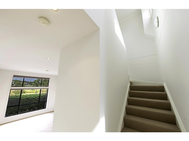 7/16 Ray Ellis Crescent, Forde ACT 2914