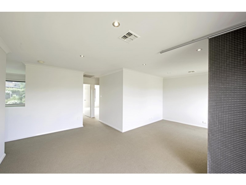 7/16 Ray Ellis Crescent, Forde ACT 2914