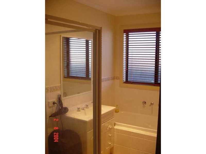 10 Benaroon Cct, Amaroo ACT 2914