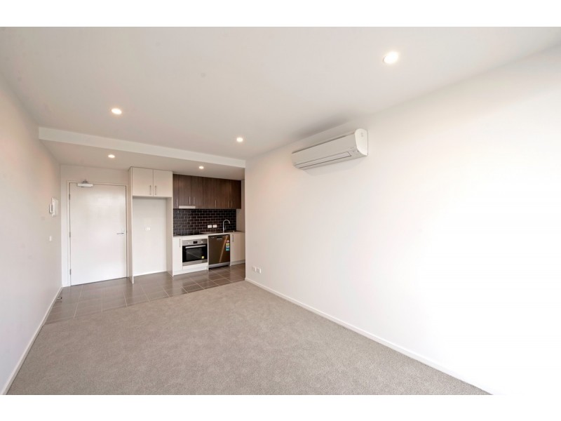 1 Bed + Study 24/2 Hinder Street, Gungahlin ACT 2912