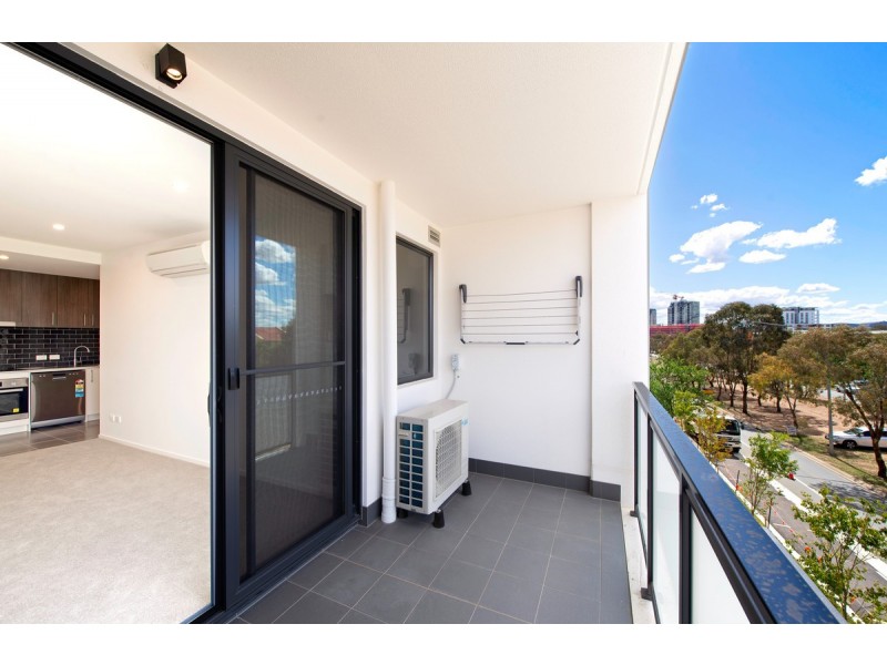 1 Bed + Study 24/2 Hinder Street, Gungahlin ACT 2912