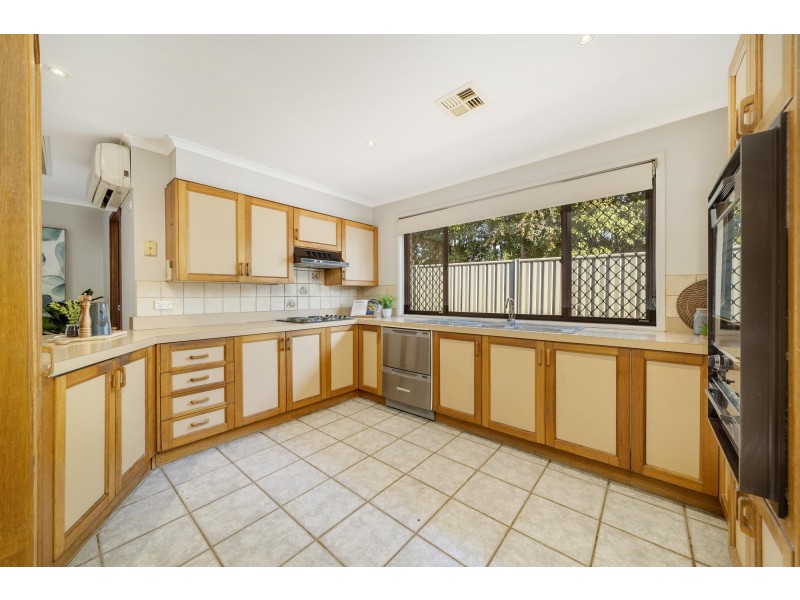 6 Cooksey Place, Florey ACT 2615