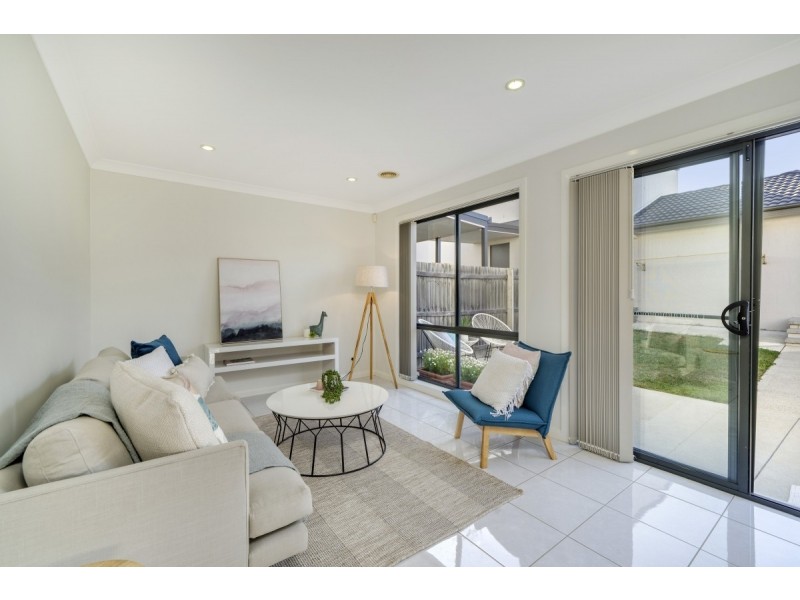 9 Lansdown Crescent, Casey ACT 2913