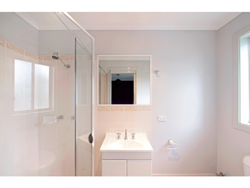 4 Saxby Close, Amaroo ACT 2914