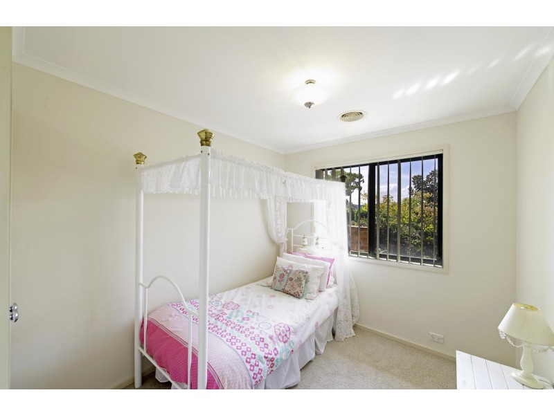 17 Proserpine Circuit, Amaroo ACT 2914