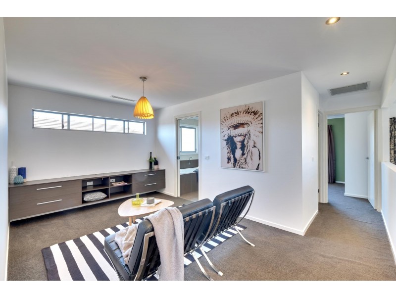 13 Horneville Street, Forde ACT 2914