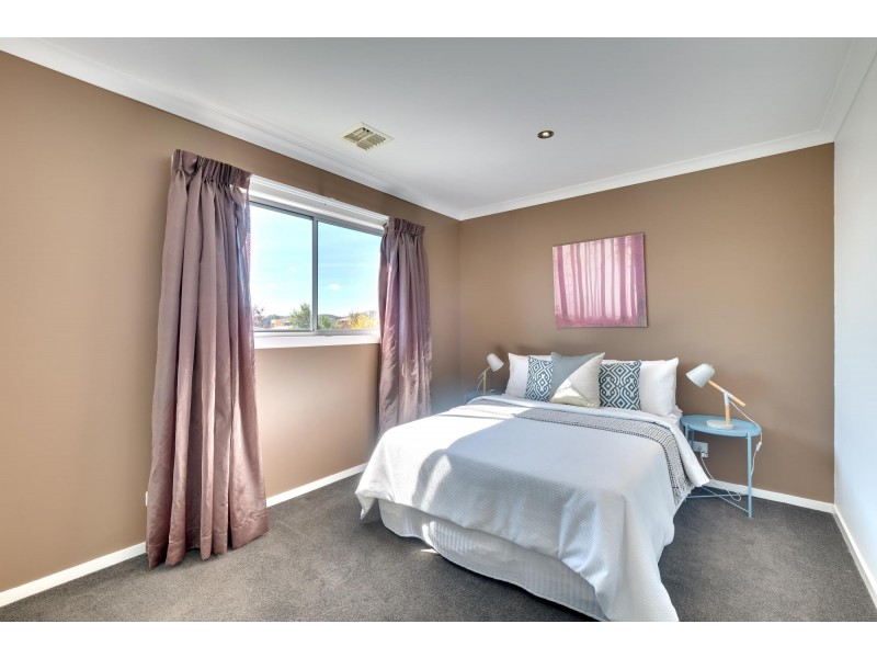 13 Horneville Street, Forde ACT 2914