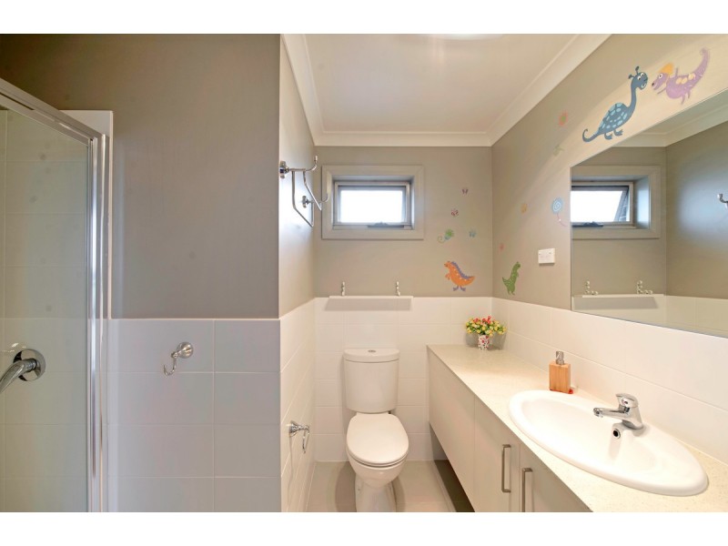 10 Oodgeroo Avenue, Franklin ACT 2913