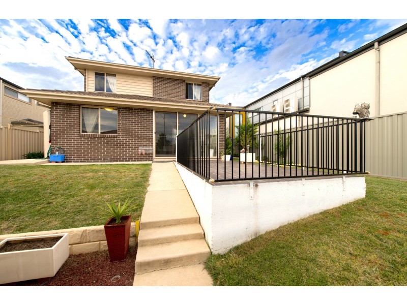 10 Oodgeroo Avenue, Franklin ACT 2913