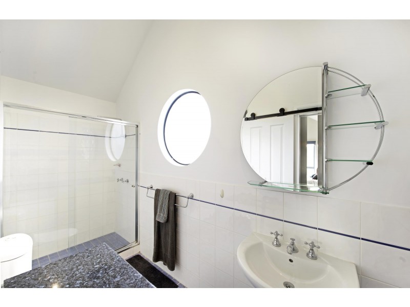 15 McHenry Street, Amaroo ACT 2914