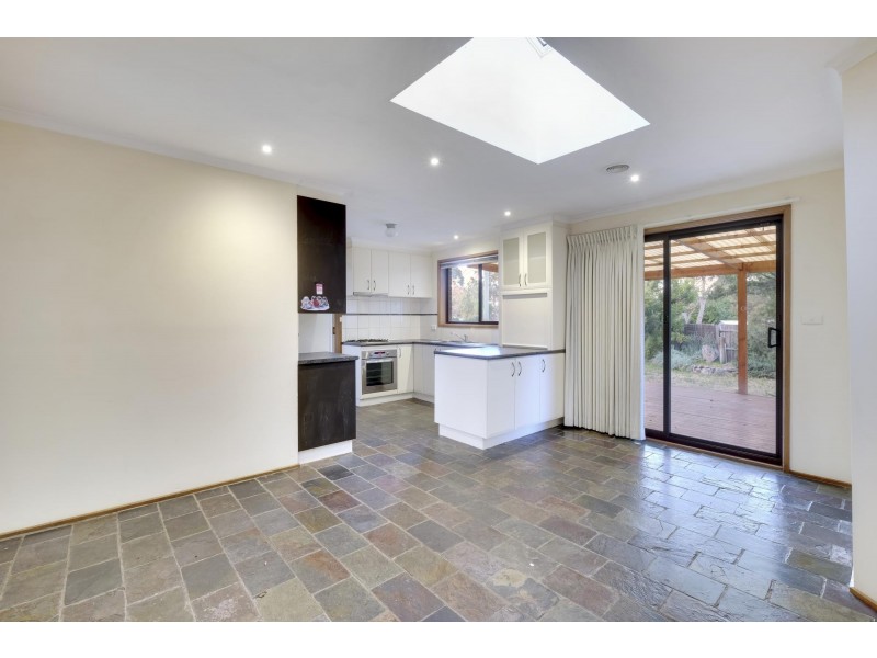 16 Hamlet Place, Florey ACT 2615