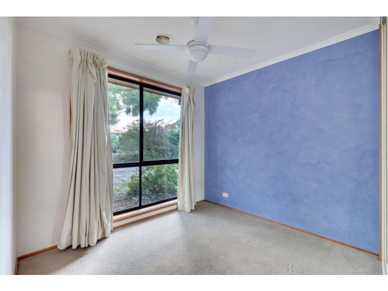 16 Hamlet Place, Florey ACT 2615