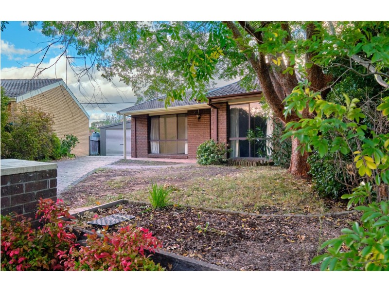 16 Hamlet Place, Florey ACT 2615