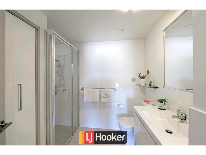 8/41 Clare Burton Crescent, Franklin ACT 2913