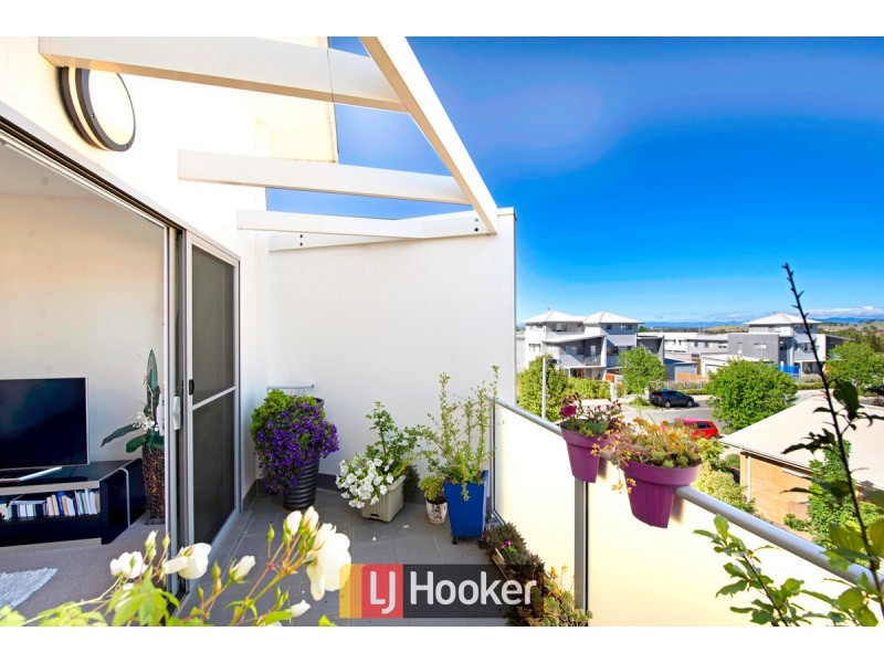 8/41 Clare Burton Crescent, Franklin ACT 2913