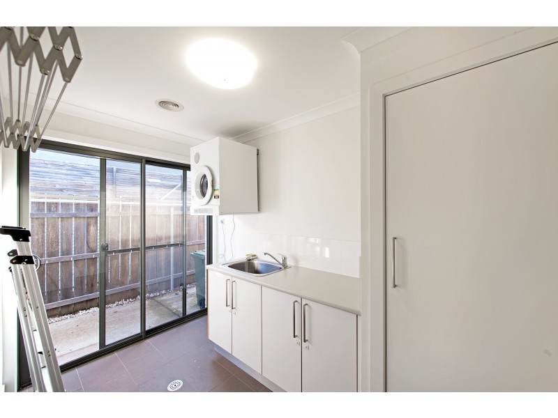 64 Alec Hope Crescent, Franklin ACT 2913