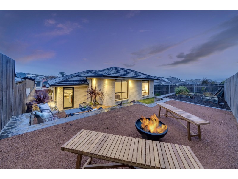 48 Bieundurry Street, Bonner ACT 2914