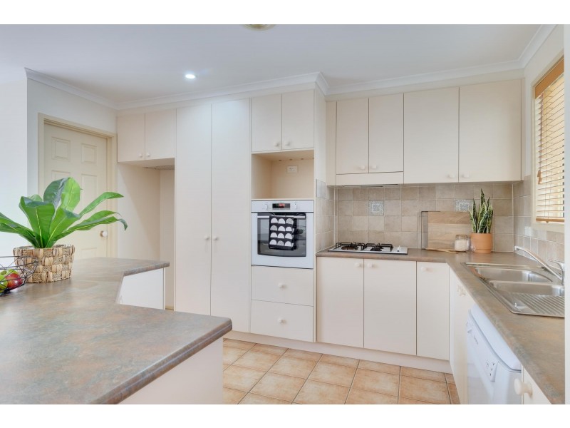 10 Bullala Court, Ngunnawal ACT 2913