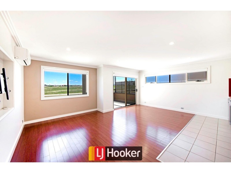 35/134 Flemington Road, Harrison ACT 2914