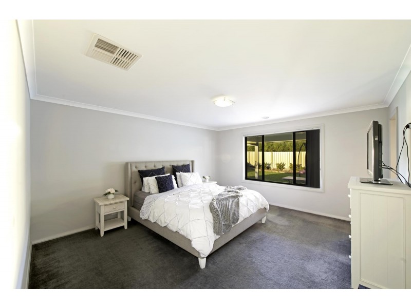 24 Colls Close, Yass NSW 2582